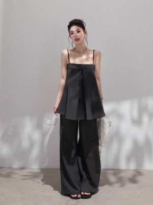 氣質設計感吊帶露背捏褶小衫+鬆緊腰垂感直筒西褲套裝