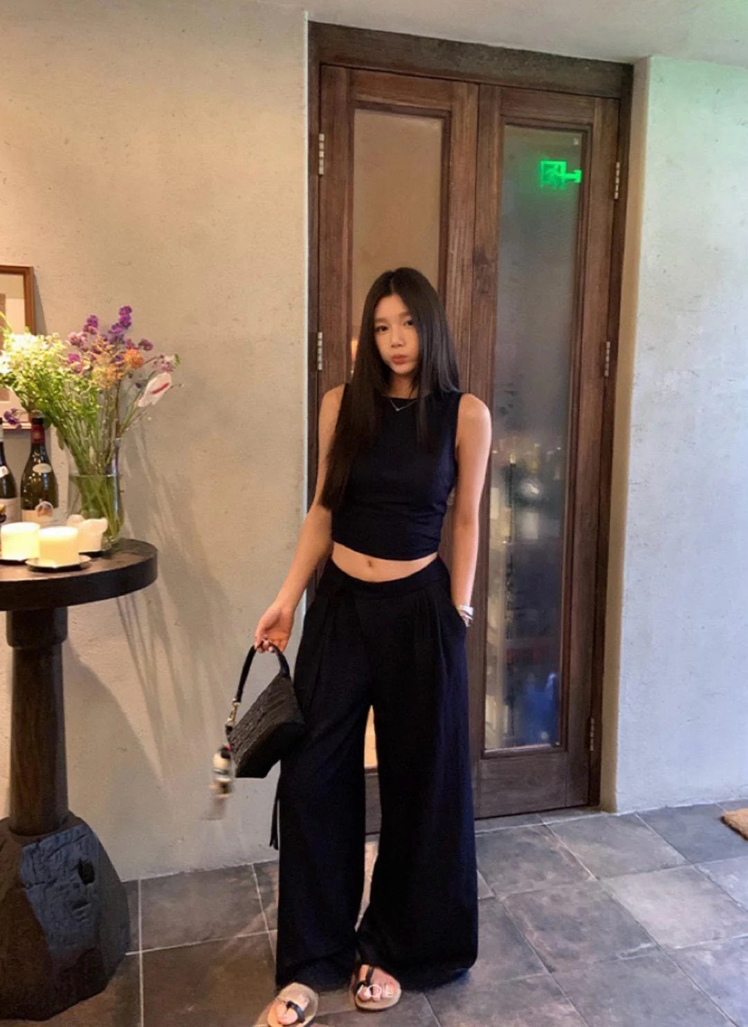 辣妹風蝴蝶結綁帶鏤空背心+高腰垂感拖地長褲兩件套套裝:圖片 4