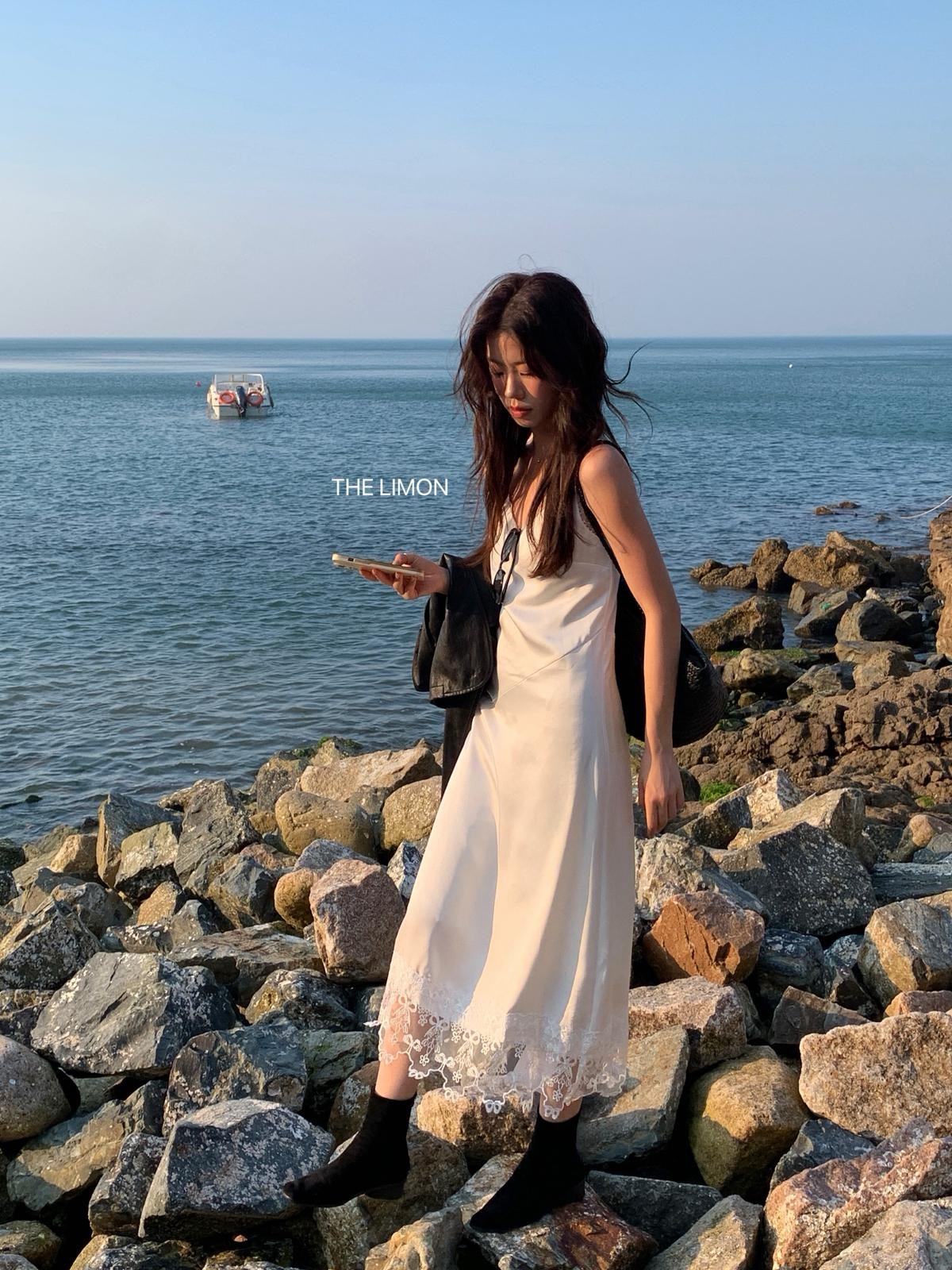 蕾絲拼接光澤感收腰吊帶連衣裙:圖片 18