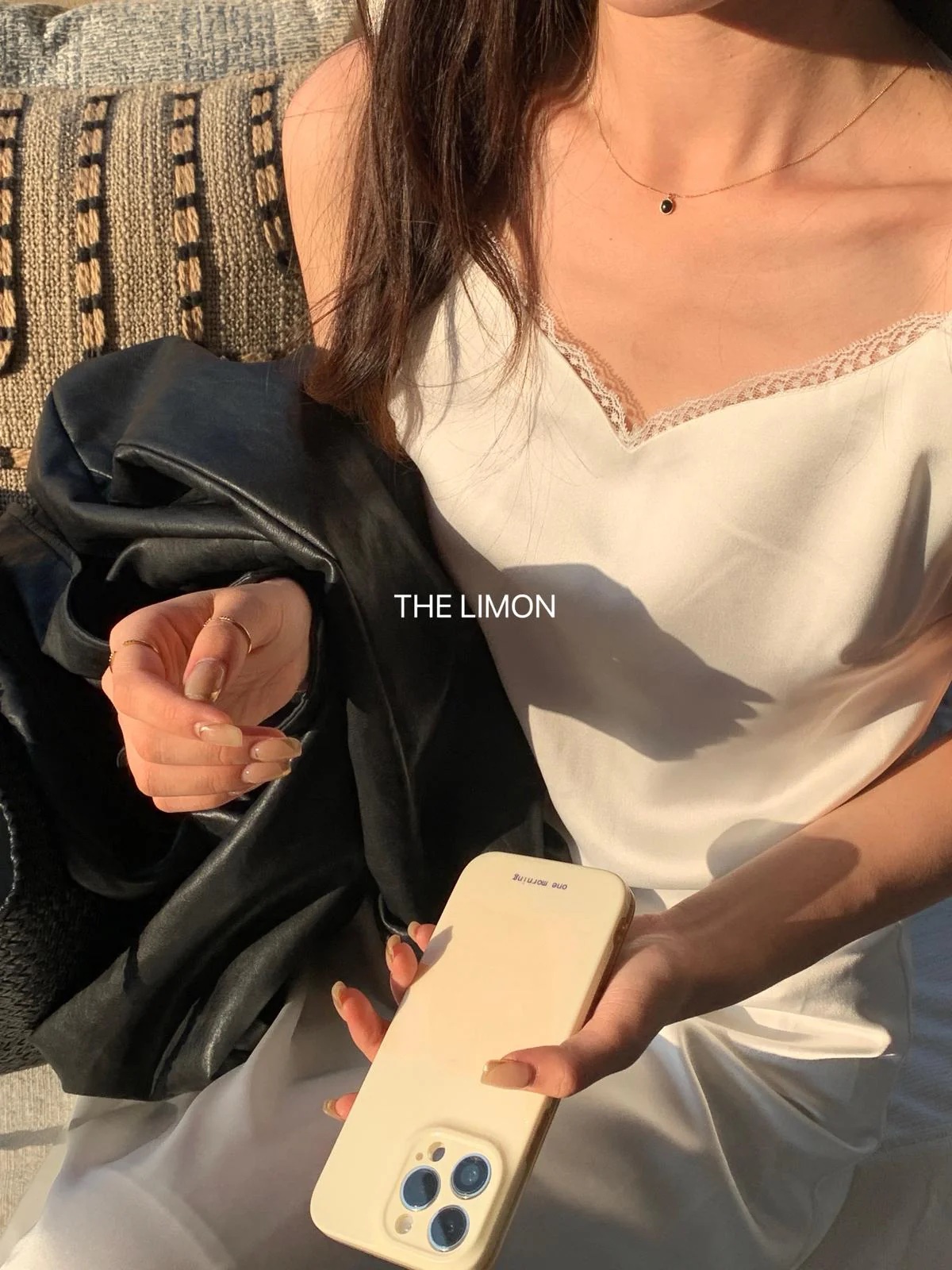 蕾絲拼接光澤感收腰吊帶連衣裙:圖片 11