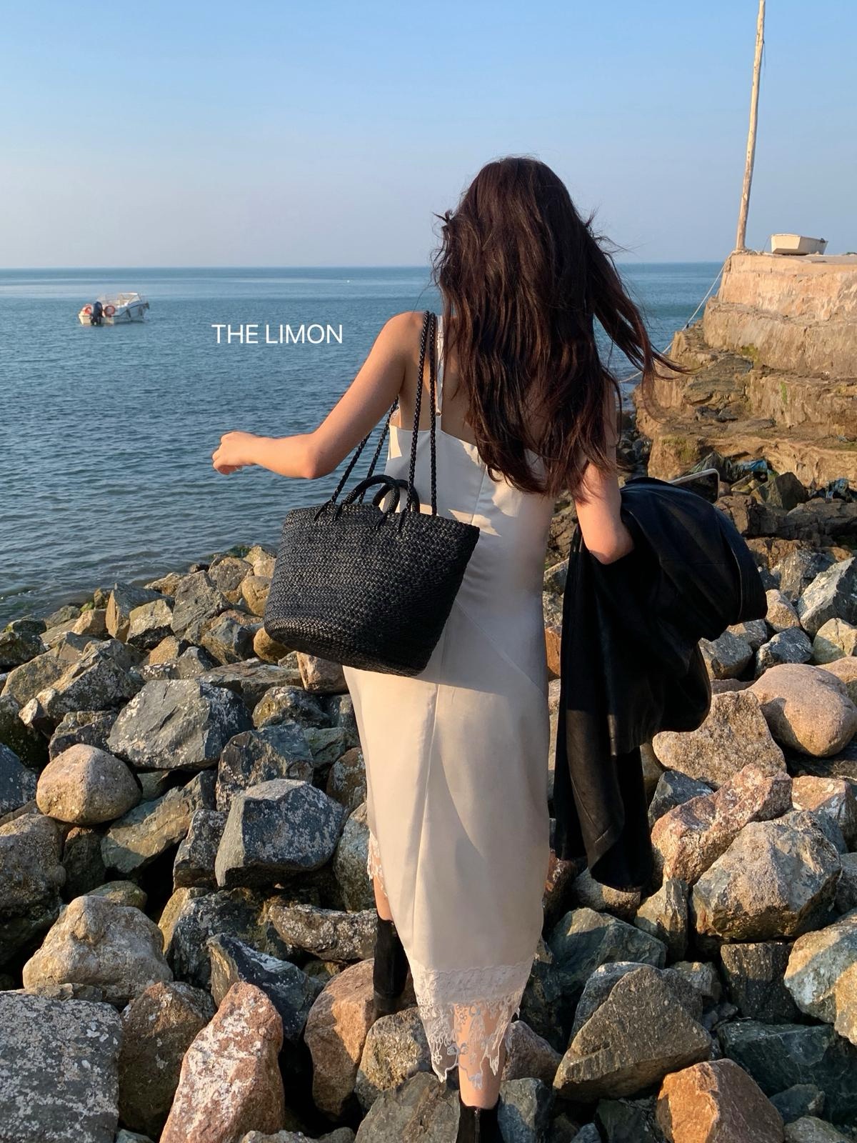 蕾絲拼接光澤感收腰吊帶連衣裙:圖片 5