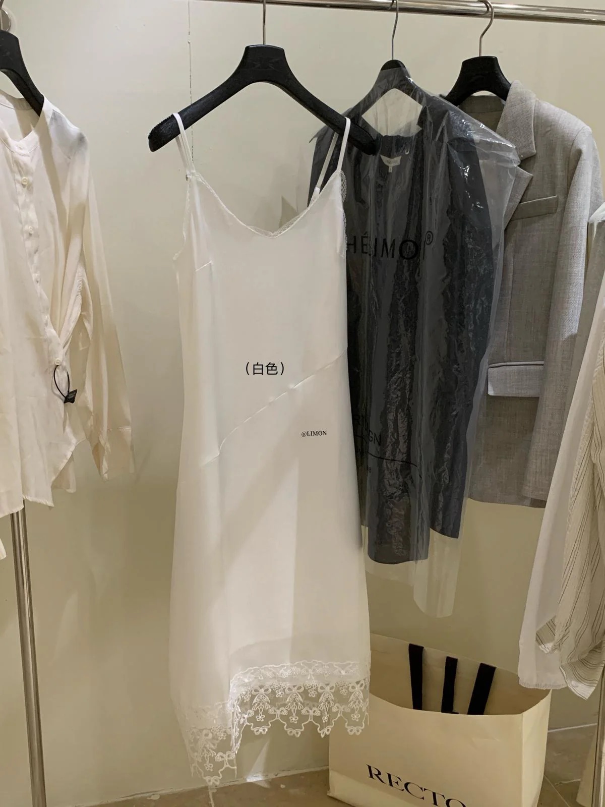 蕾絲拼接光澤感收腰吊帶連衣裙:圖片 3